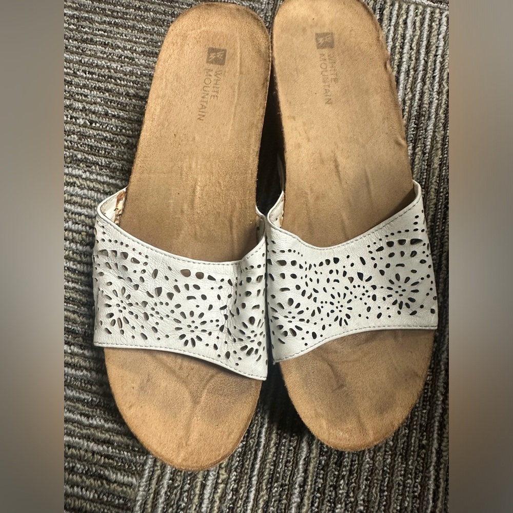 Ladies white mountain size 8 1/2 white leather with cork wedge heel